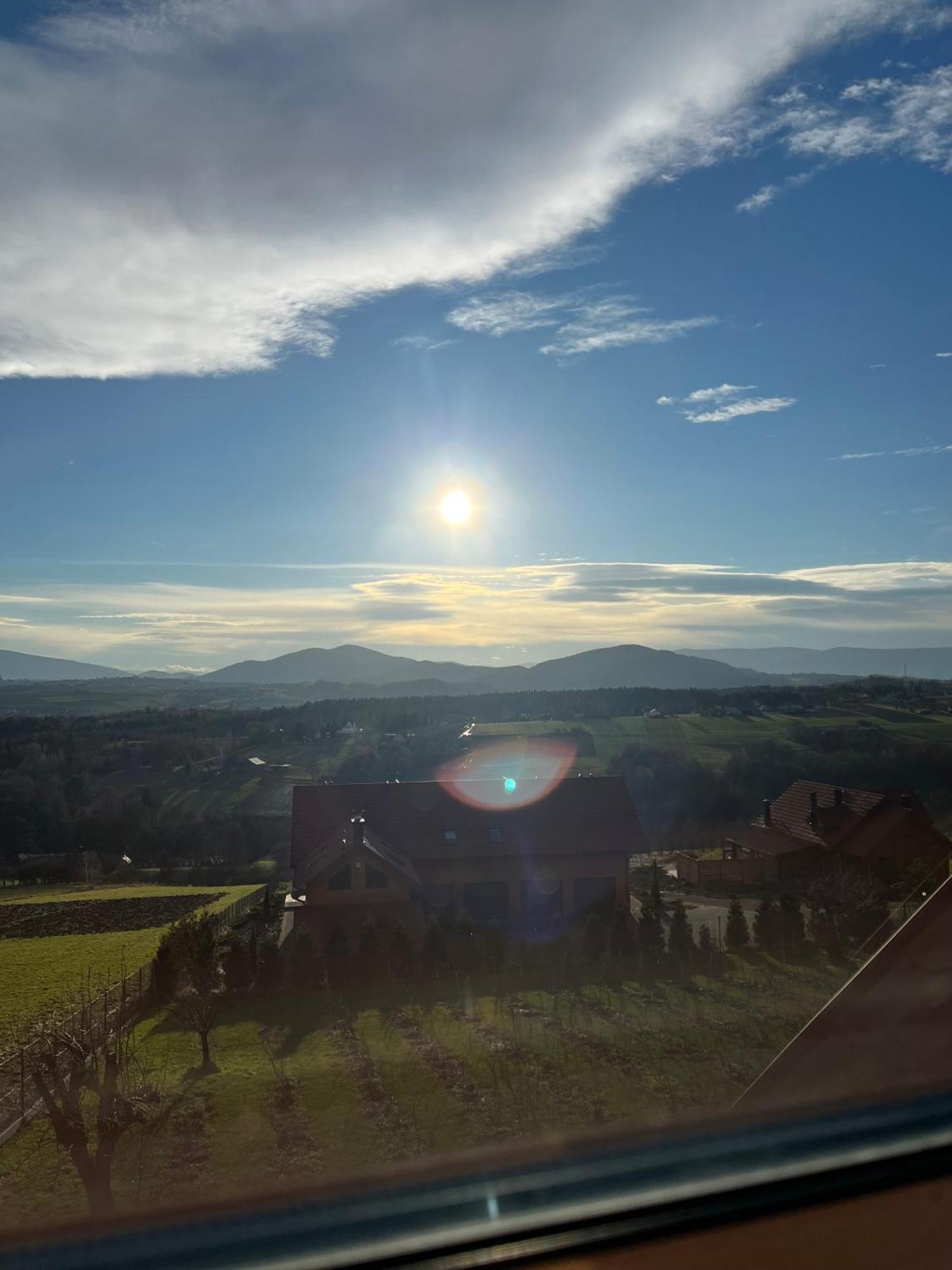 Fantastic View Vineyard Beskid Mountains Gruszow  Exteriér fotografie